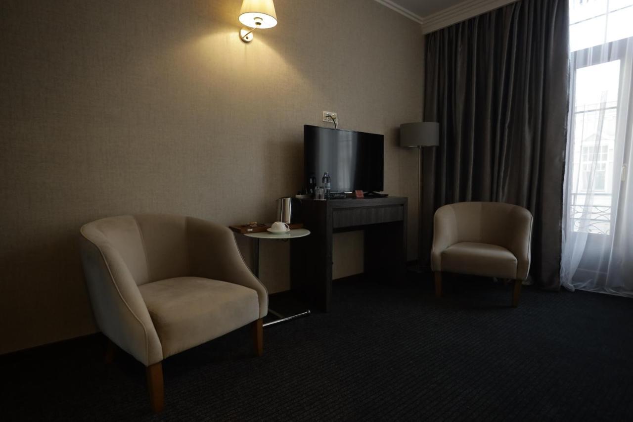 Redline Hotel Tbilisi Exteriör bild